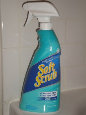 Soft Scrub mold and mildew Remover