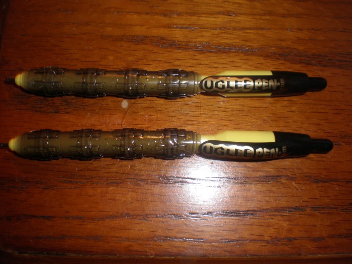 UGLee Ergonomic Pen